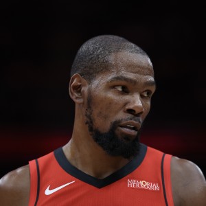 开云APP-解说：杜兰特背靠背干了85分钟 真啃老啊&amp;咔咔啃啊这是