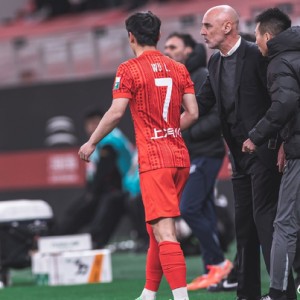 开云APP-武磊的进球，不只带来3分，更让海港找回冠军队的自信|上海海港|安佩姆|杨希|左路|维塔尔_新浪体育_新浪新闻