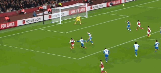 1761780148003025196.gif 1-0恩瓦内里.gif